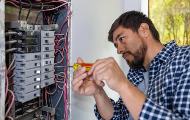 Best Affordable Emergency Electrician  in Bellair Meadowbrook Terrace, FL